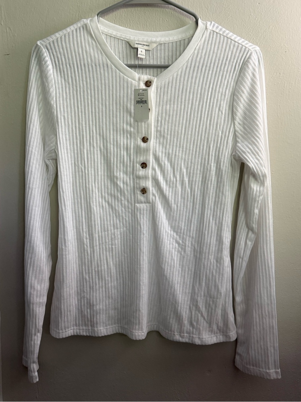 NWT Banana Republic White Ribbed Henley Long-Sleeve Top